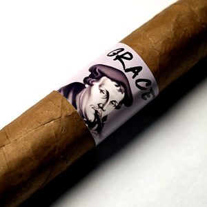 1 Grace cigar on a table